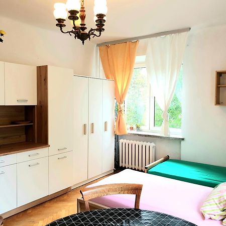 Rooms By Kino Femina Varsó Kültér fotó