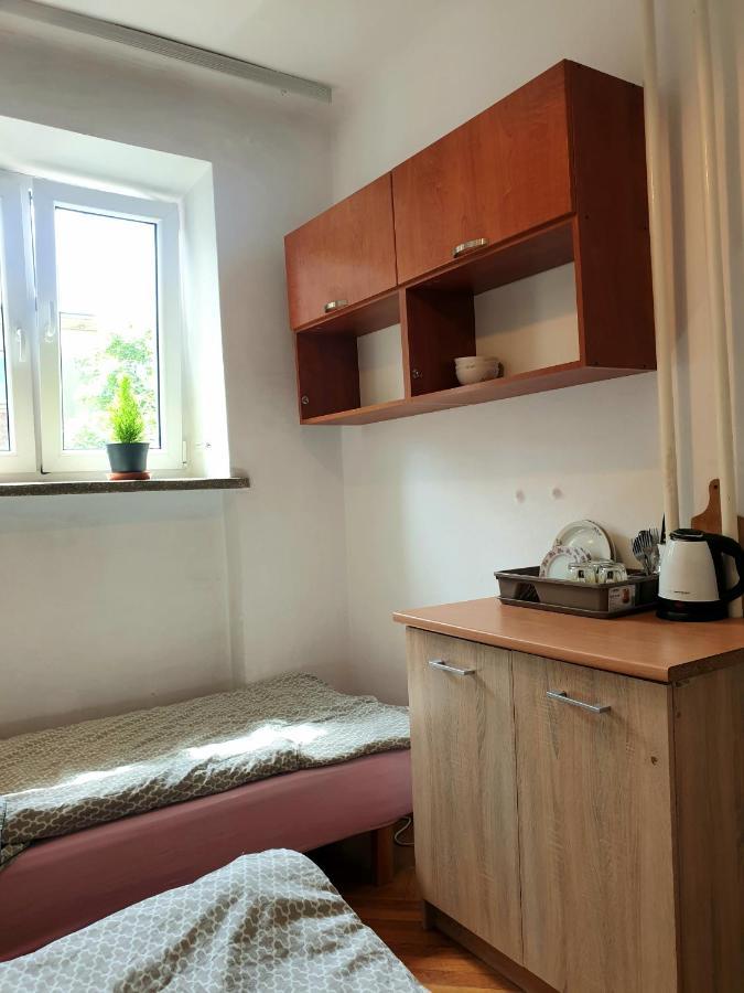 Rooms By Kino Femina Varsó Kültér fotó